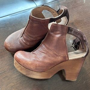 Free People Amber Orchard Clog